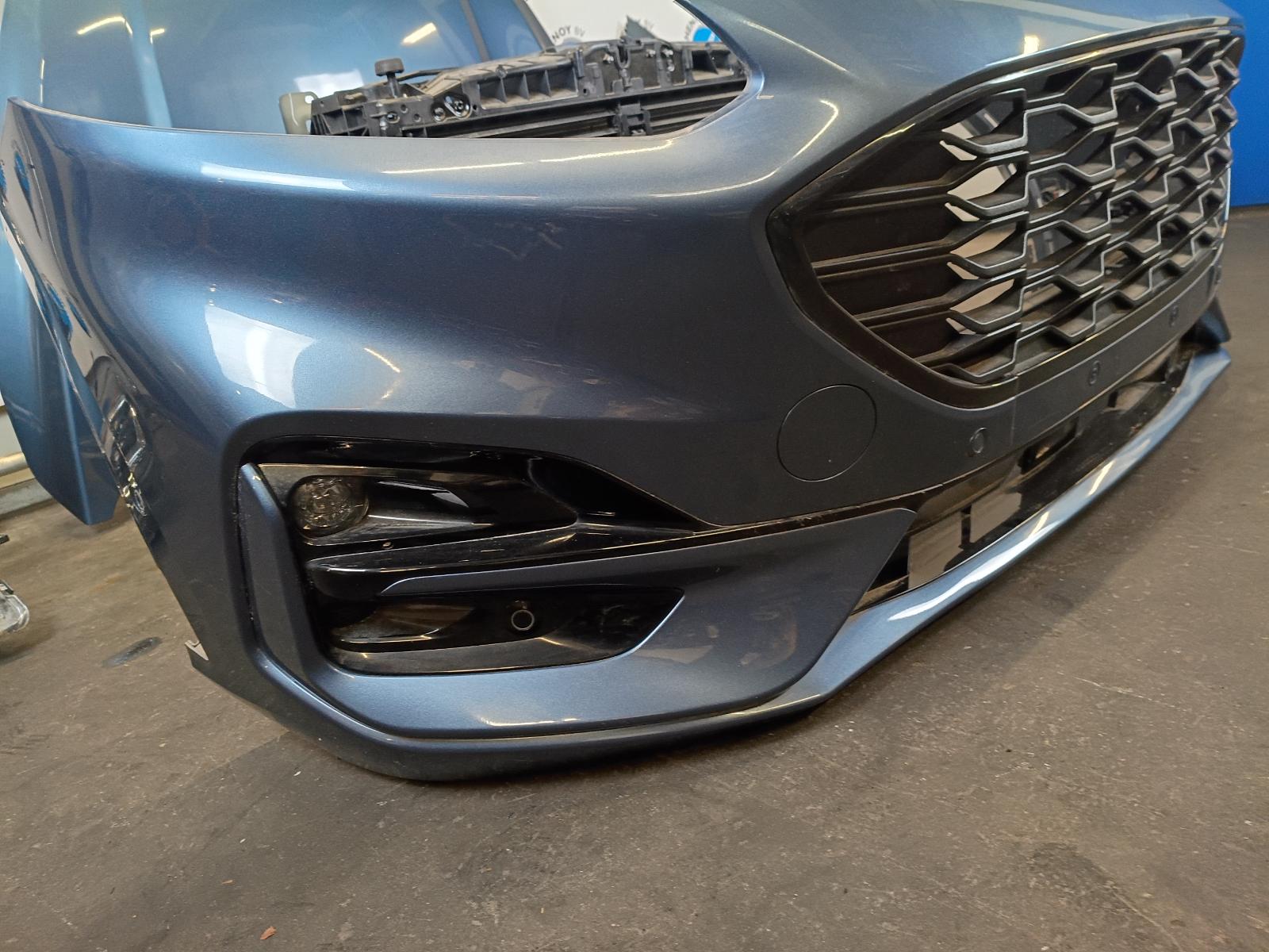 View Auto part VOORKOP COMPLEET FORD KUGA 2024