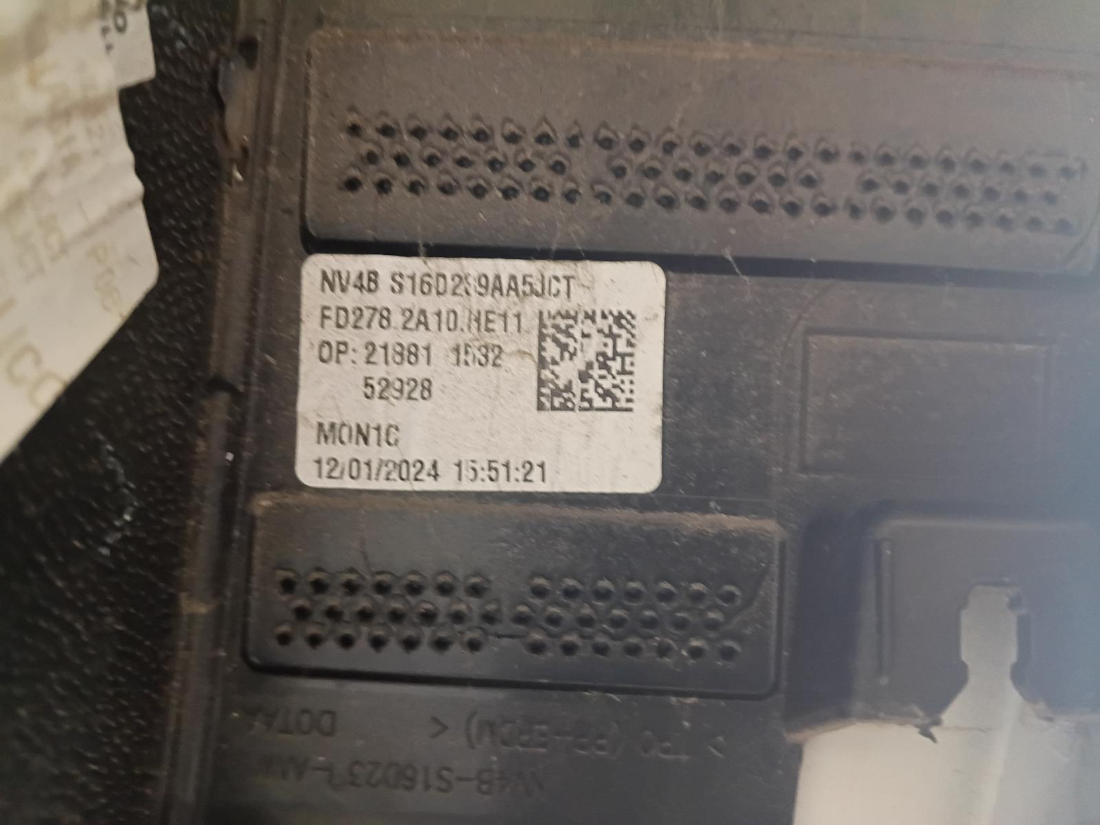View Auto part VOORKOP COMPLEET FORD KUGA 2024