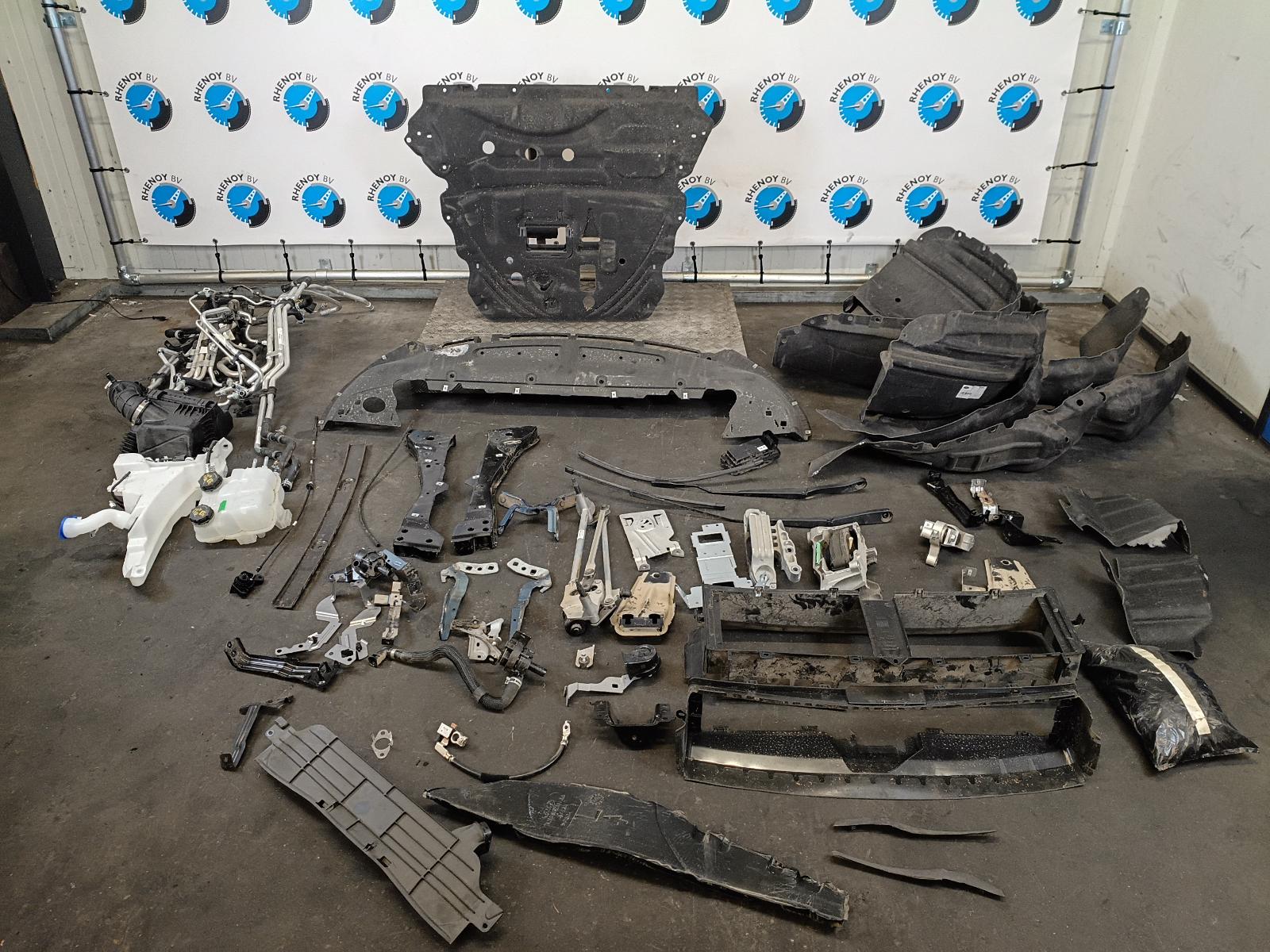 View Auto part VOORKOP COMPLEET FORD KUGA 2024