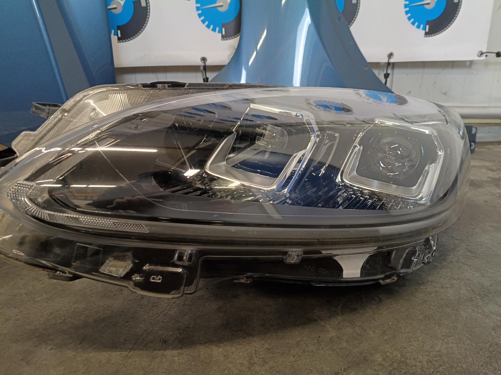 View Auto part VOORKOP COMPLEET FORD KUGA 2024