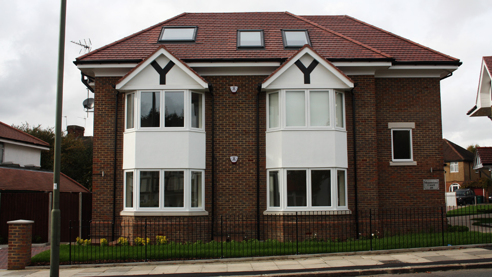 Selvage lane by 32 Design