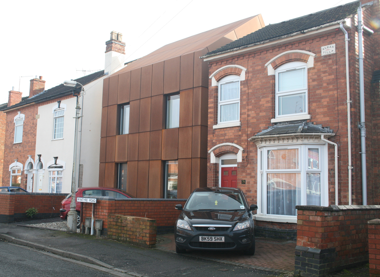 McIntyre Road by Vivid Architects Ltd