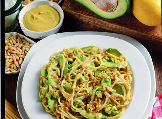 Come preparare gli spaghetti all'avocado