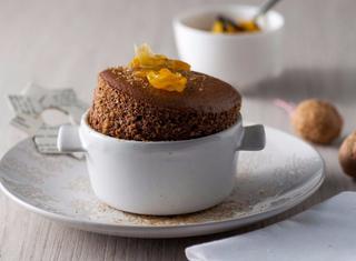 Soufflé al cioccolato e kumquat