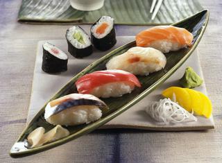 Nigiri sushi e hosomaki