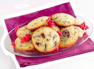 Biscotti al burro con scaglie di cioccolato