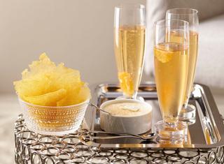 Aperitivo allo champagne