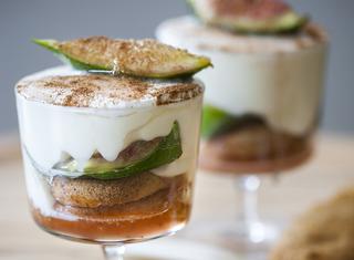 Tiramisu con mascarpone e fichi
