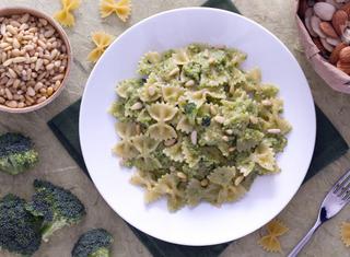 Pasta al pesto di broccoli