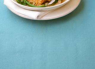 Ricetta: pollo al curry e zucchine