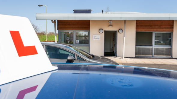 DVSA-Consultation launched on introducing a Minimum Learning Period banner