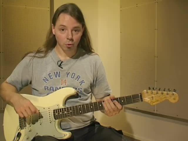 Sotapolulla / Tuomas Wäinölä, osa 8 (soolo)