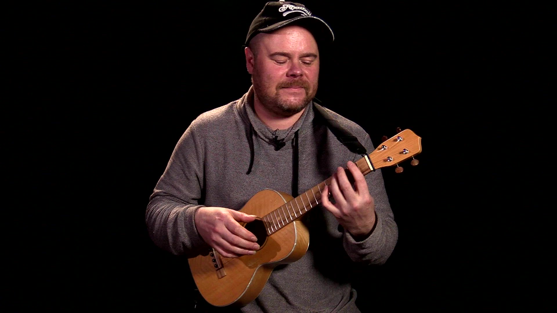 Säestäminen ukulelella
