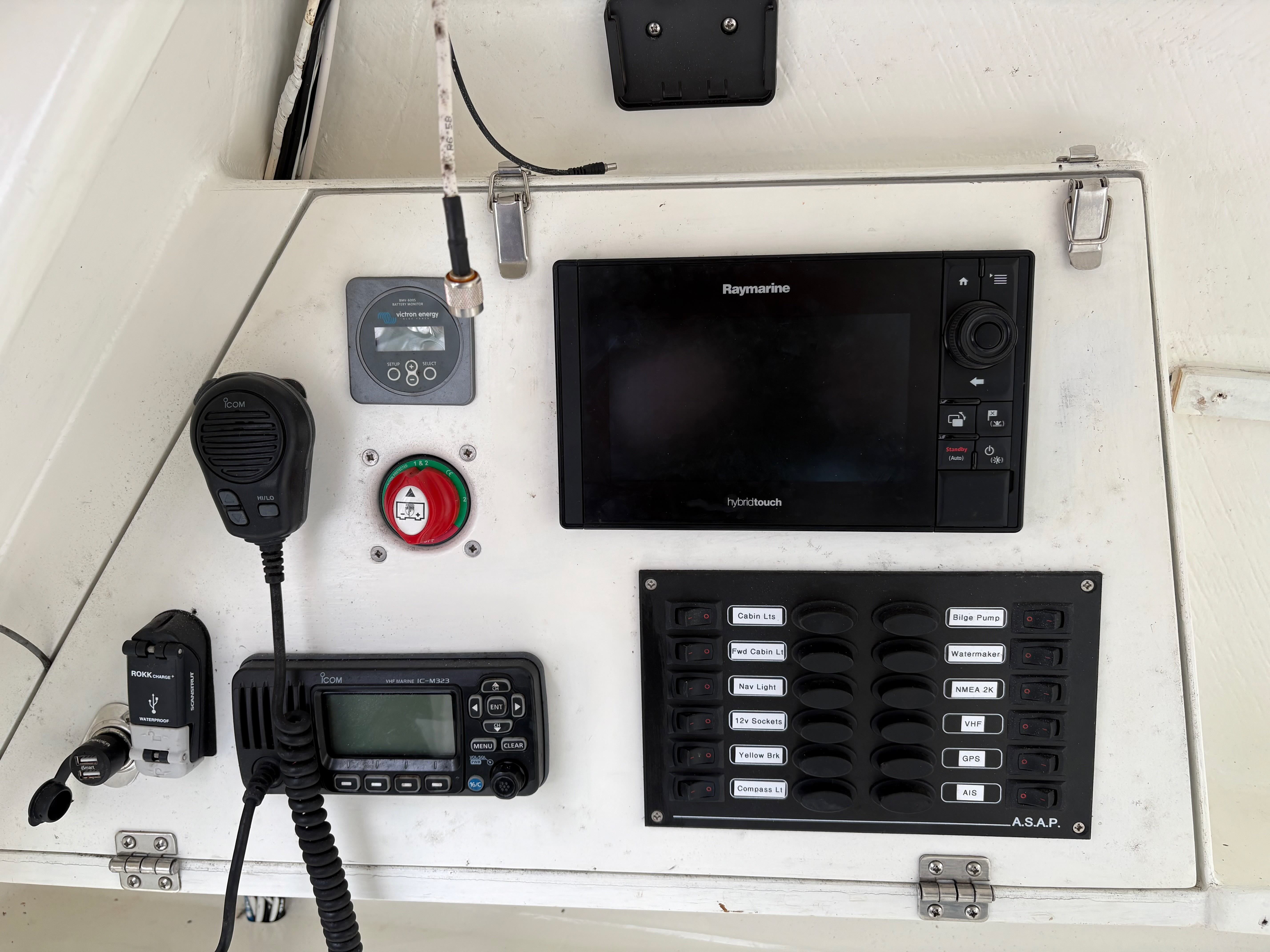 Solo Ocean Rowing Boat - image 2