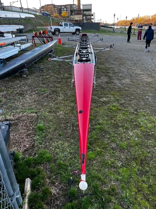 2005 Vespoli ES8+.rowing shell - image 2