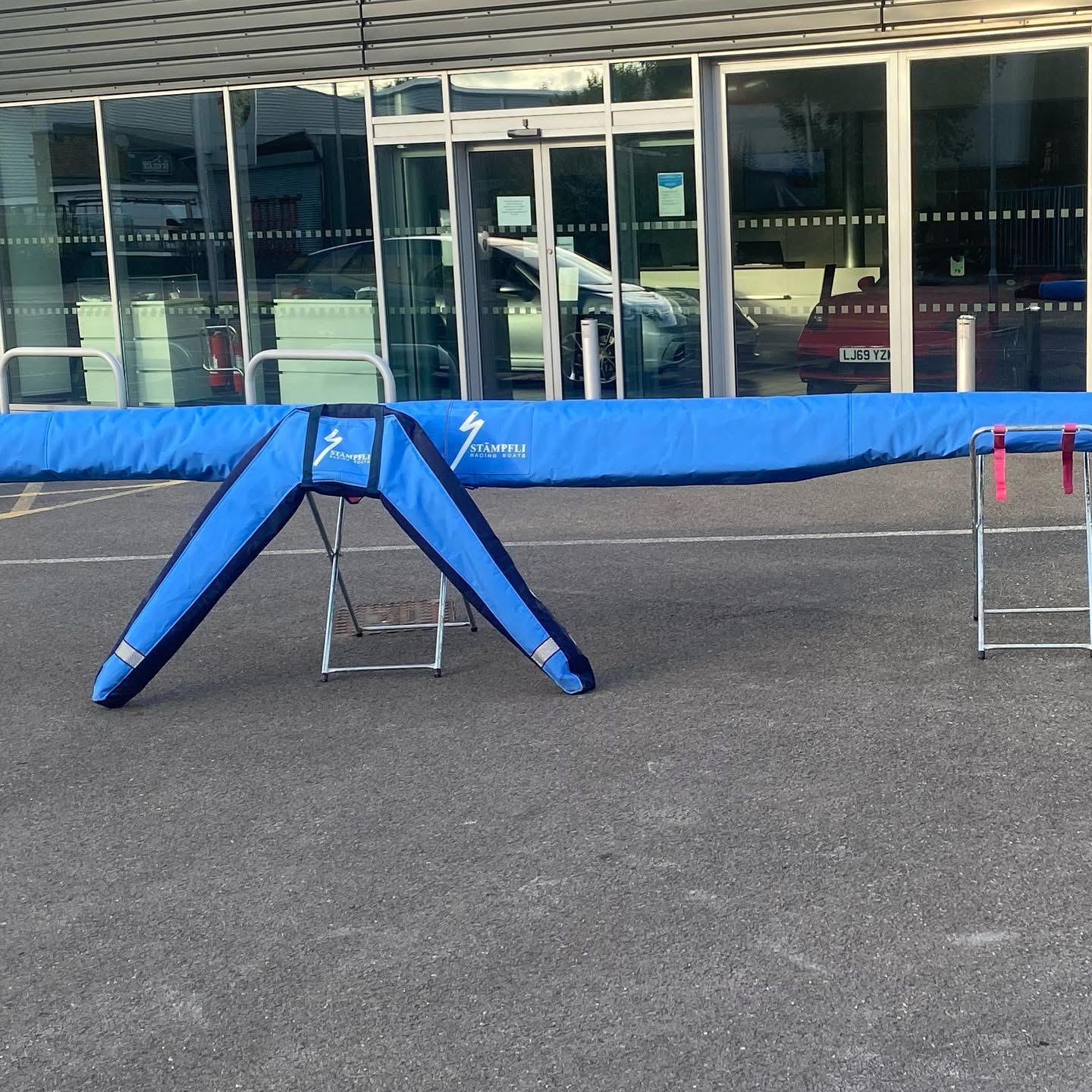 Stämpfli A1 Single Scull (2022) – 70kg | Carbon Rear Wing Rigger | Immaculate Condition - image 3