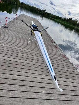 F44 single scull full Carbon in brand new condition
