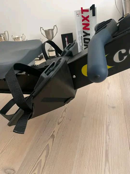 For sale rarely used Concept 2 rowing machine. - image 2