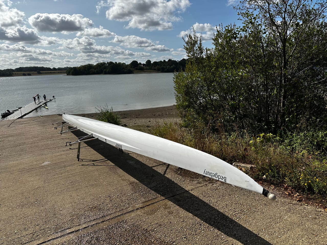 Eton Racing Boats LWT (70kg) VIII - image 3