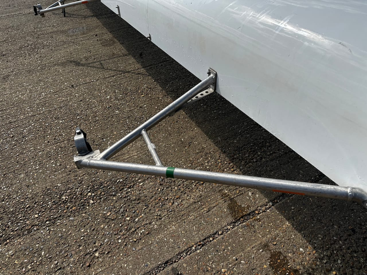 Eton Racing Boats LWT (70kg) VIII - image 4