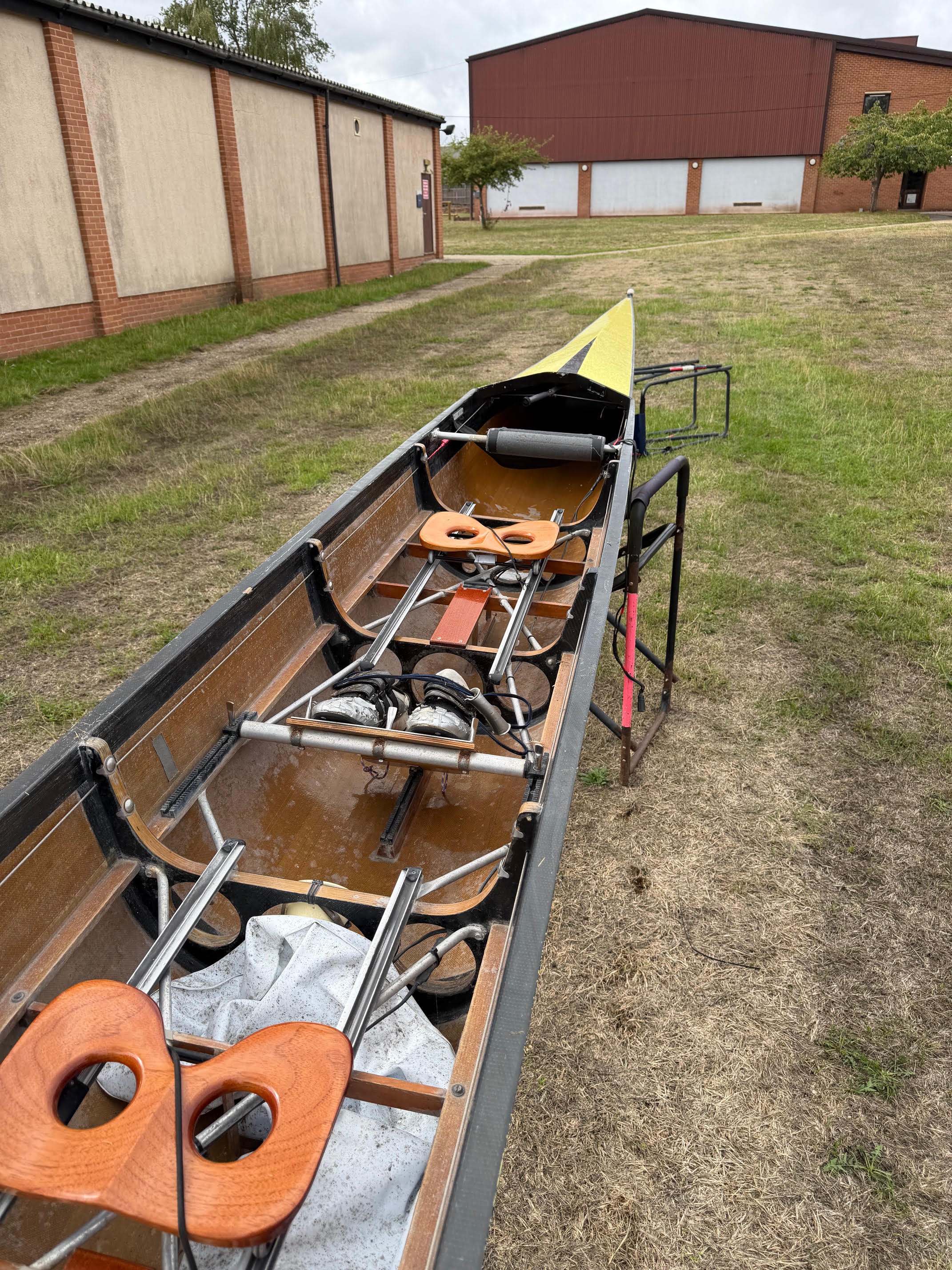 Empacher K49 55-70kg 4+ with quad riggers - image 3