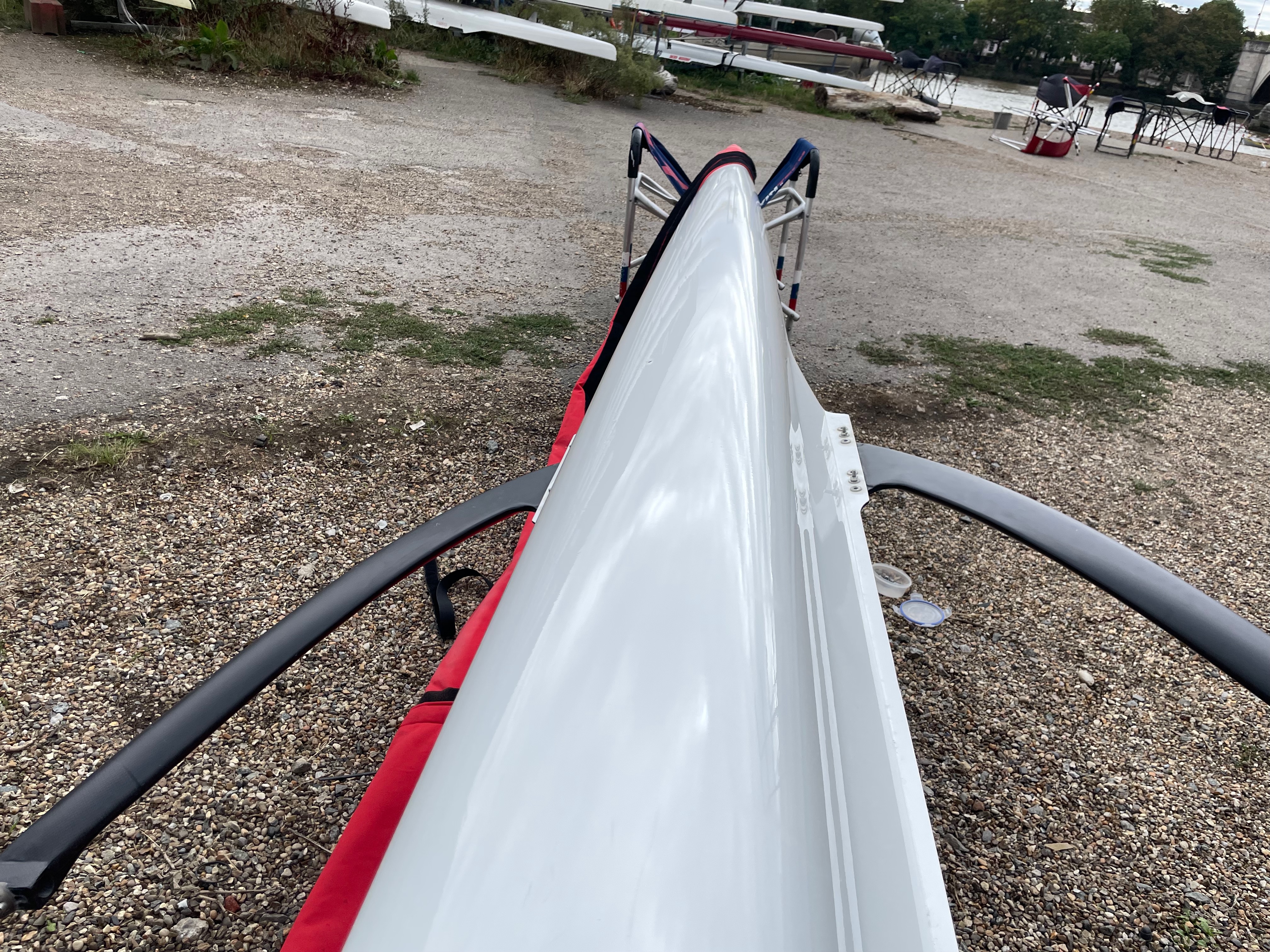Wintech Cobra 75-85kg incl oars, boat bag, rigger bag - image 3
