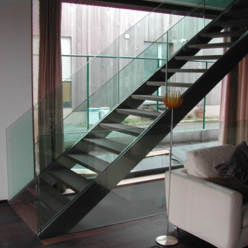 balustradegeheel in klaar veiligheidsglas