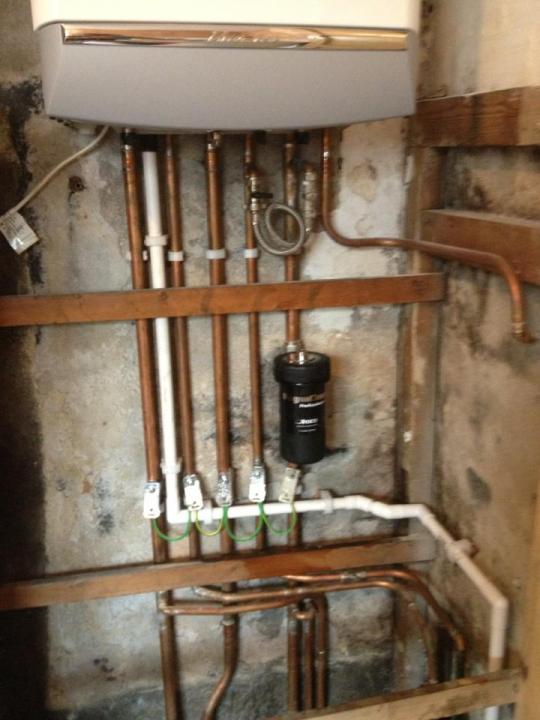 Simpson's plumbing solutions in Tonypandy Rated People