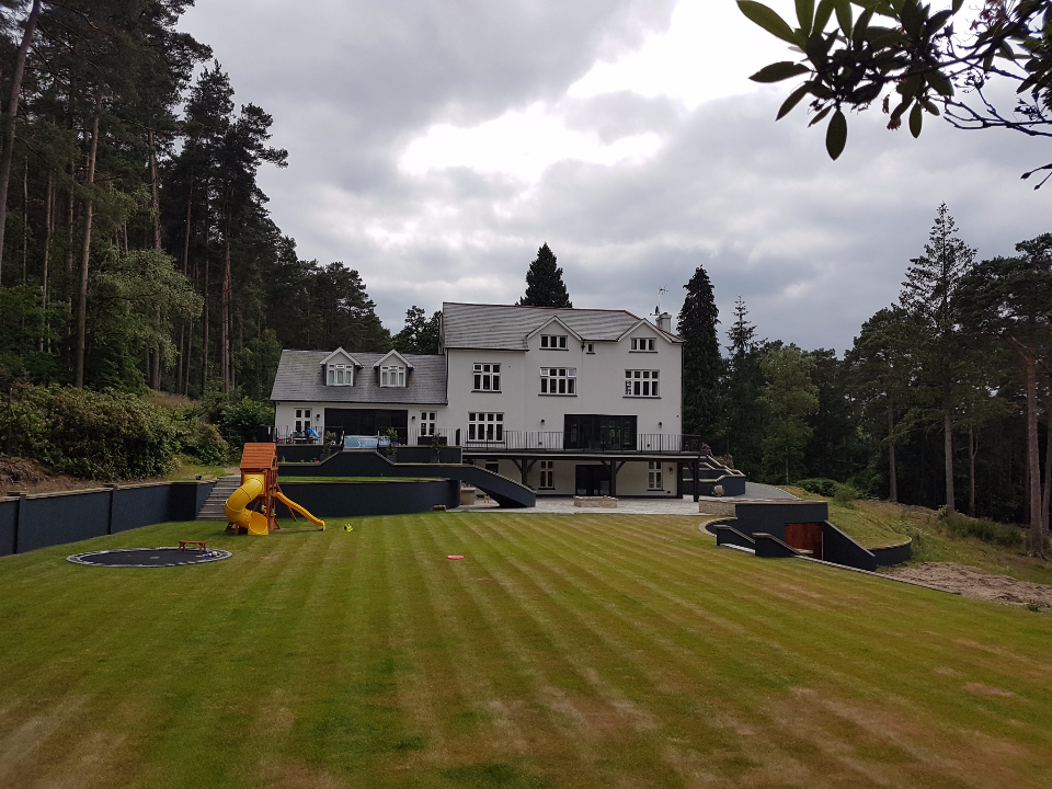 JP Painting and Decorating Services LTD in Yateley Rated People