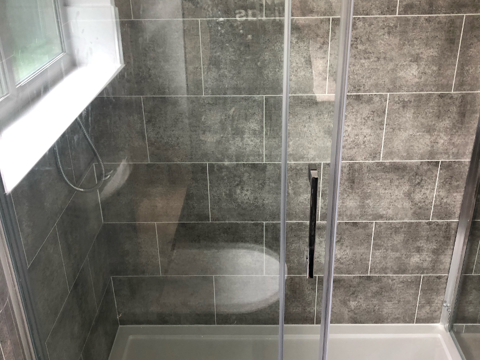 Diamond Elite Bathrooms work photo 4