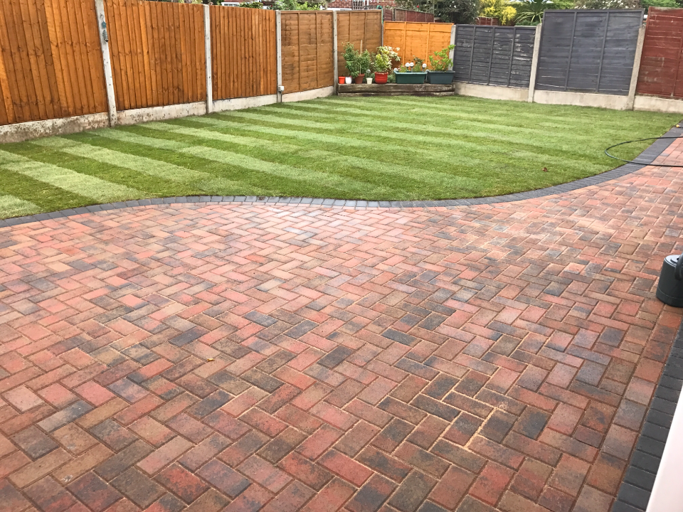 MD Landscape Driveways work photo 4