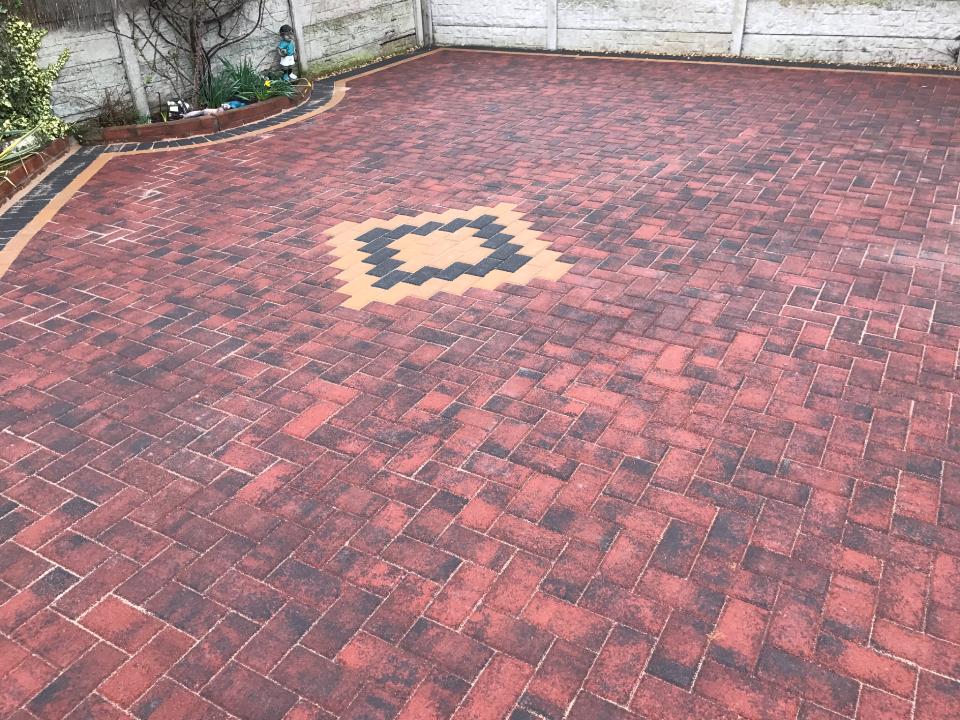 MD Landscape Driveways work photo 1