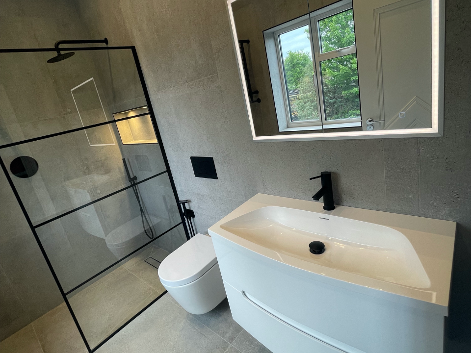 Relm Interiors Ltd work photo 4