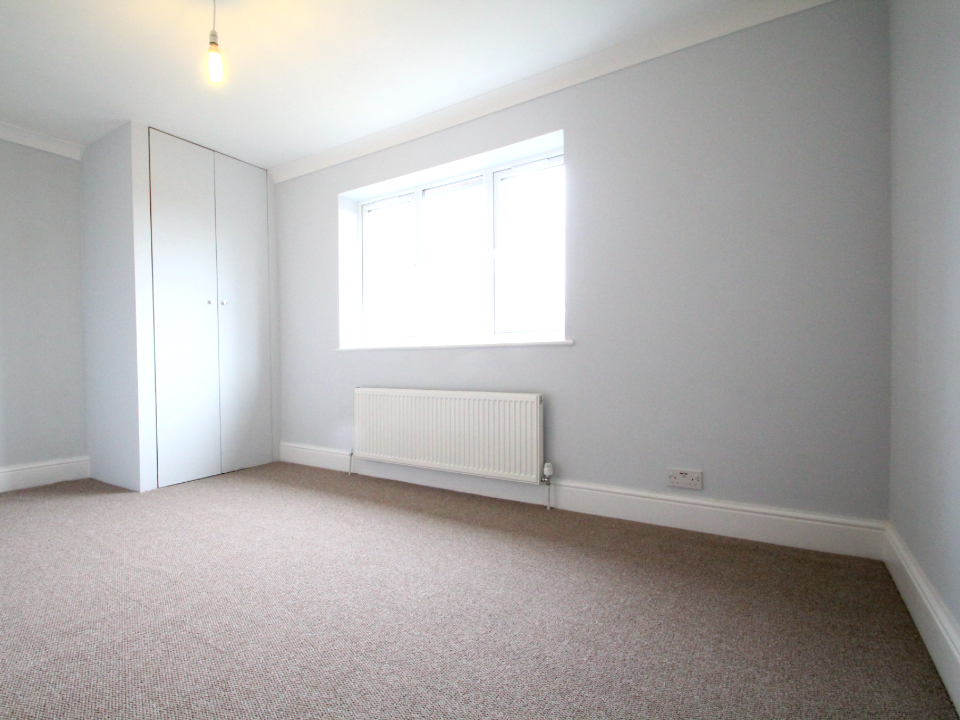 HANE DECORATING SERVICES LTD work photo 4