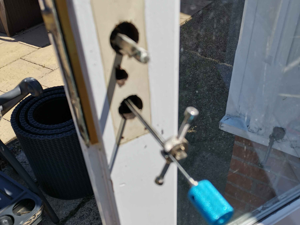 Lockswift Locksmiths in Grantham and Spalding. work photo 1