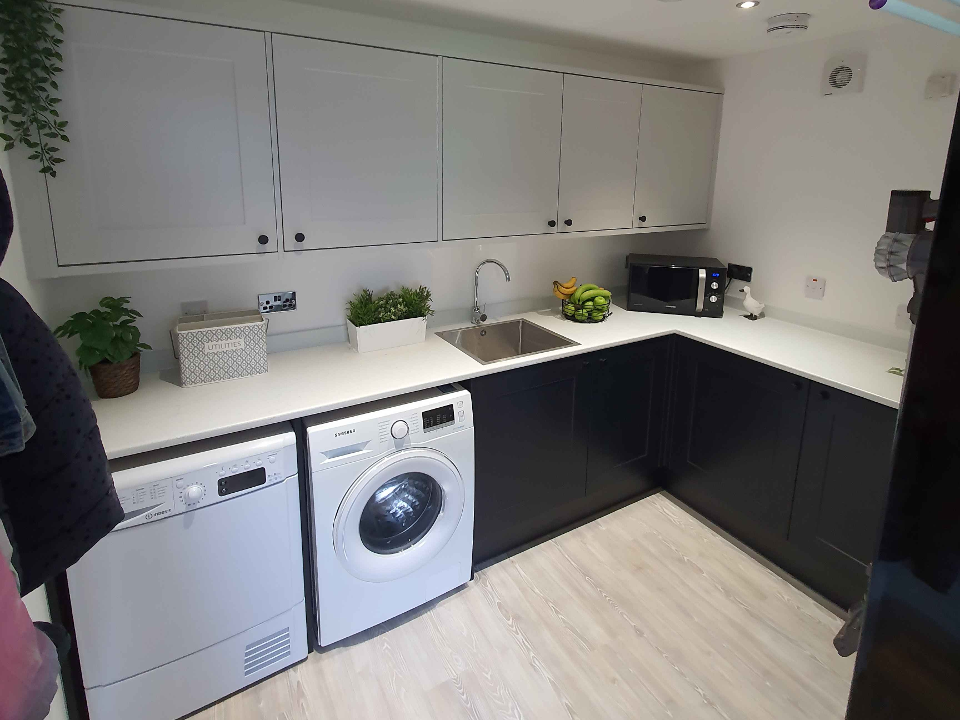 D & A JOINERY AND BUILDING LTD work photo 1