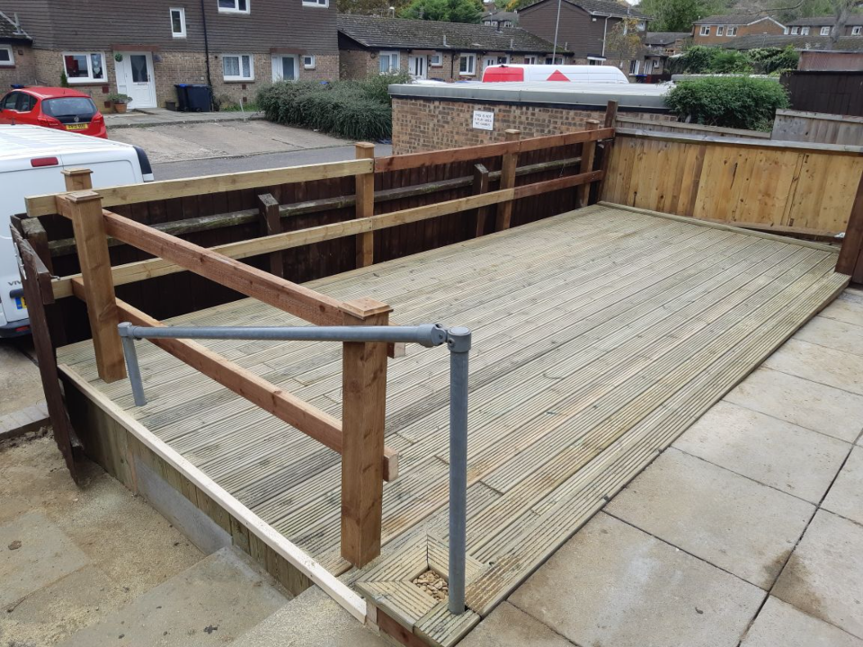 Moulton Decking and Exterior Timber Work work photo 3