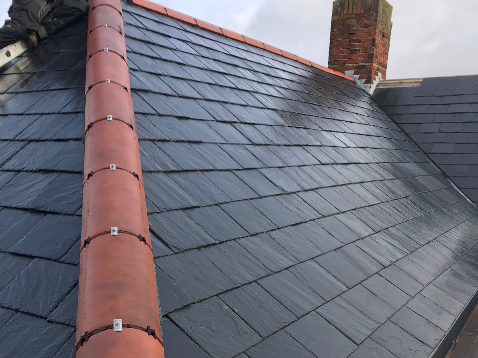 PREMIER ROOFING, GUTTERS & DRIVEWAYS LIMITED in Oxford Rated People