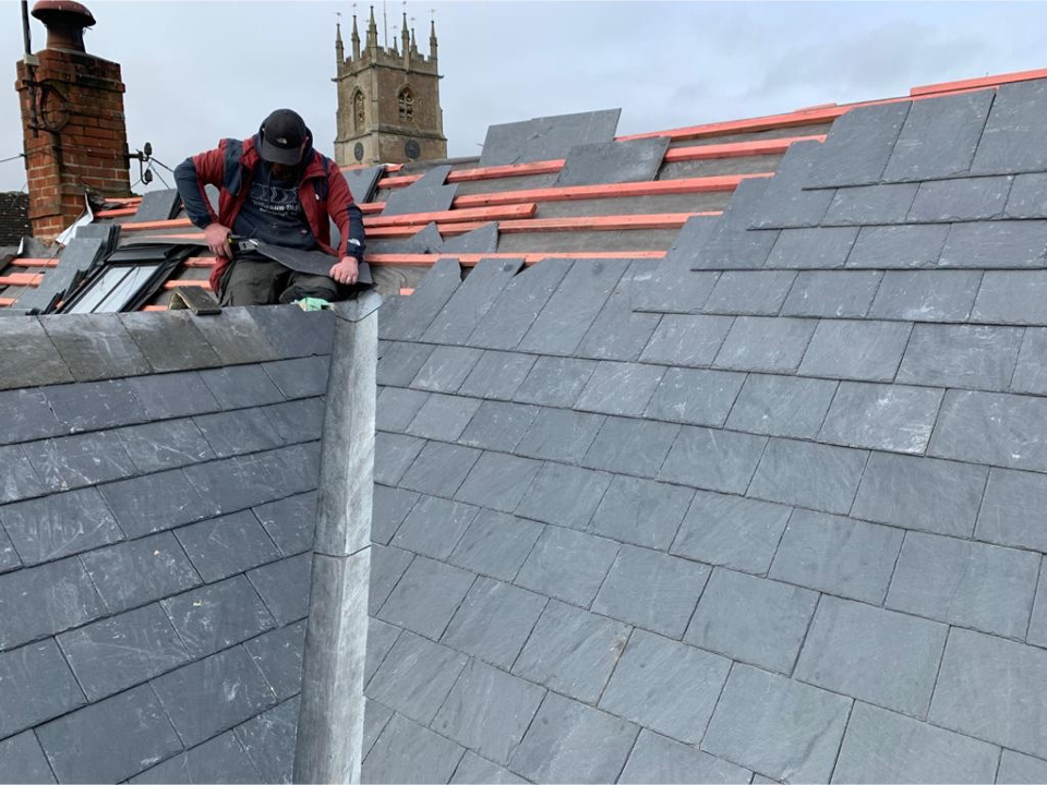 PREMIER ROOFING, GUTTERS & DRIVEWAYS LIMITED in Oxford Rated People