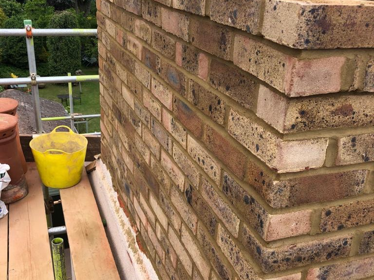 PREMIER ROOFING, GUTTERS & DRIVEWAYS LIMITED in Oxford Rated People