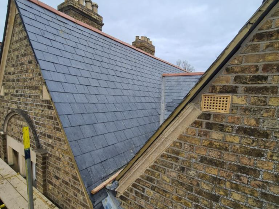 PREMIER ROOFING, GUTTERS & DRIVEWAYS LIMITED in Oxford Rated People