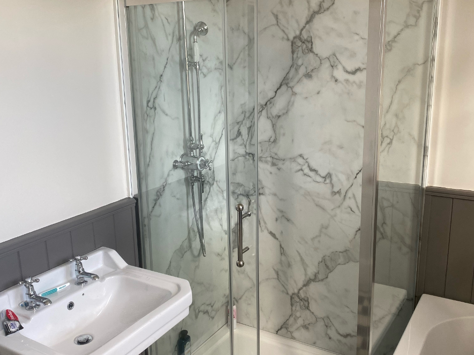 Space B Tiling LTD work photo 3
