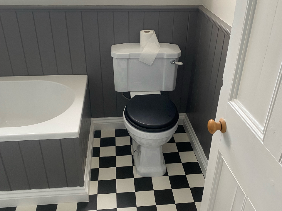 Space B Tiling LTD work photo 2