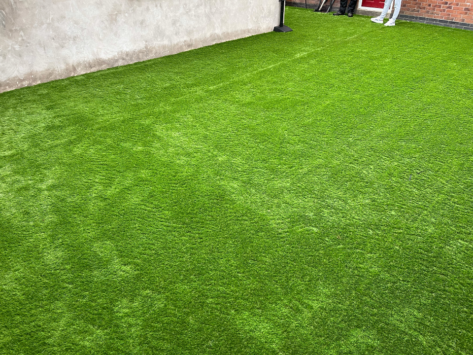 LAWN ENFORCEMENT MCR LTD work photo 1