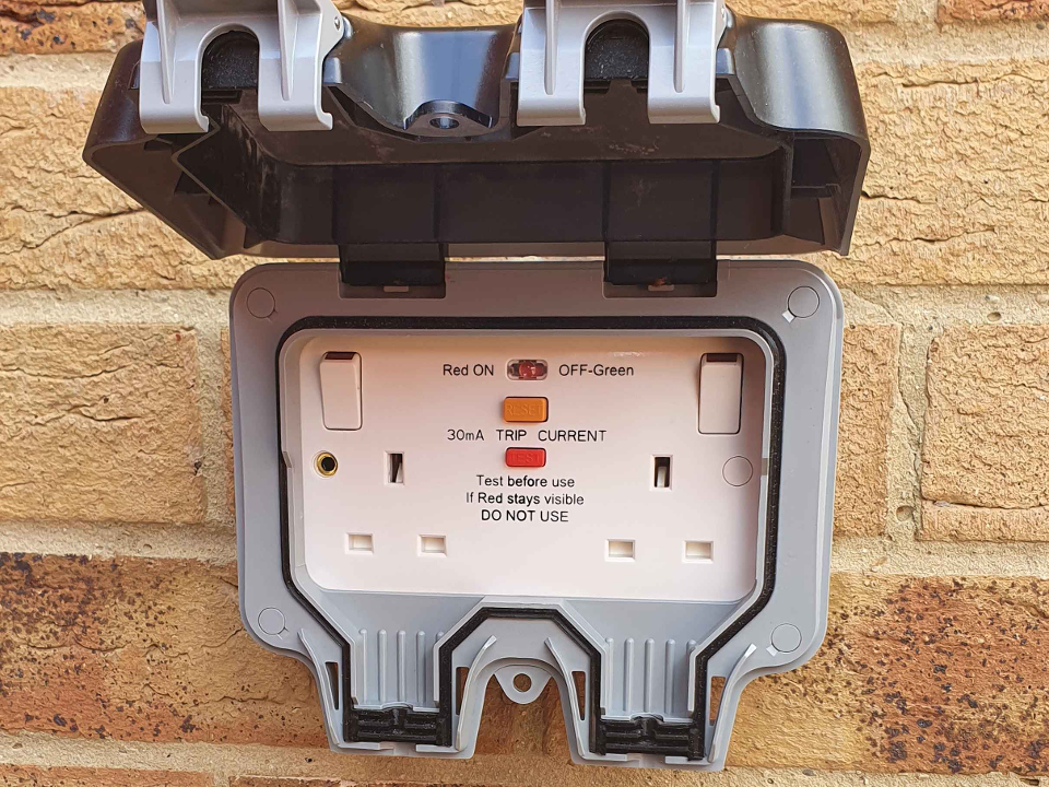 ROME ELECTRICAL LTD work photo 2