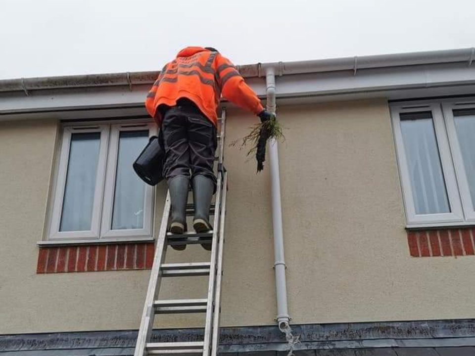 AS New & Shaws Commercial Cleaning work photo 1