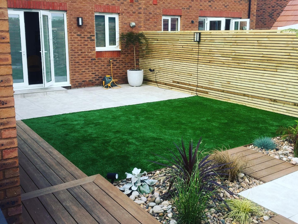 RM POWER & DATA SOLUTIONS LTD work photo 2