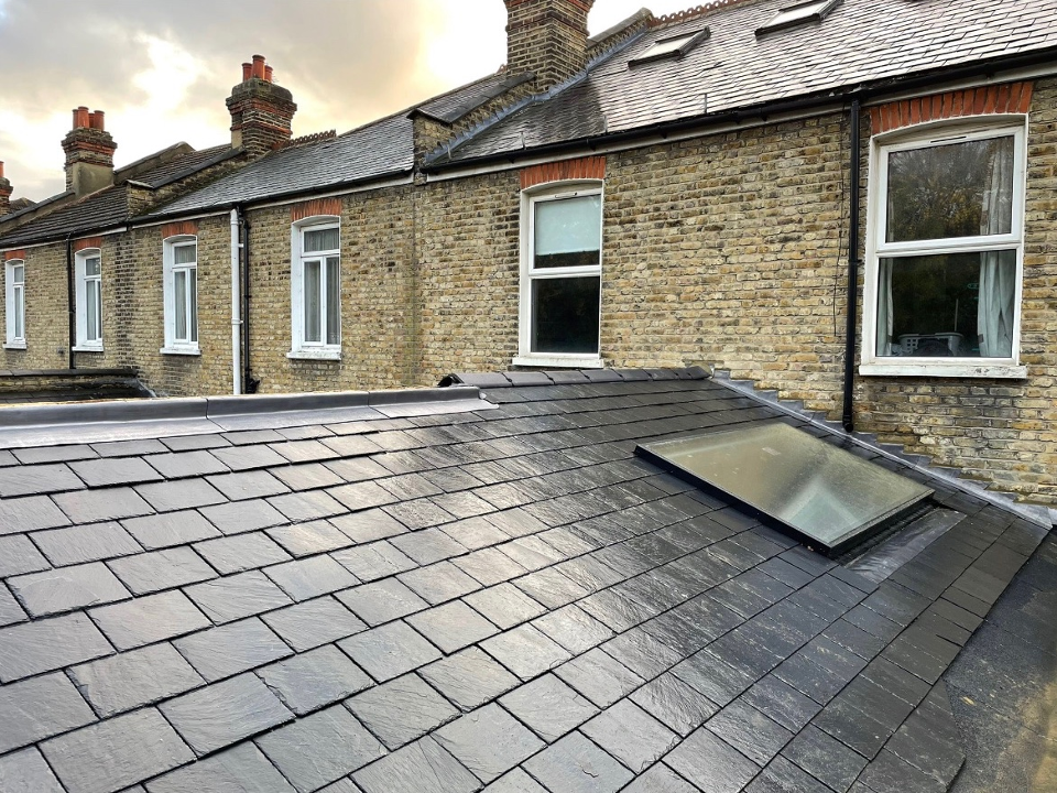 CJR ROOFING LTD work photo 3