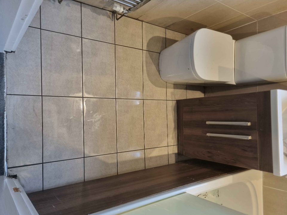 L L Tiling & Home Maintenance work photo 1