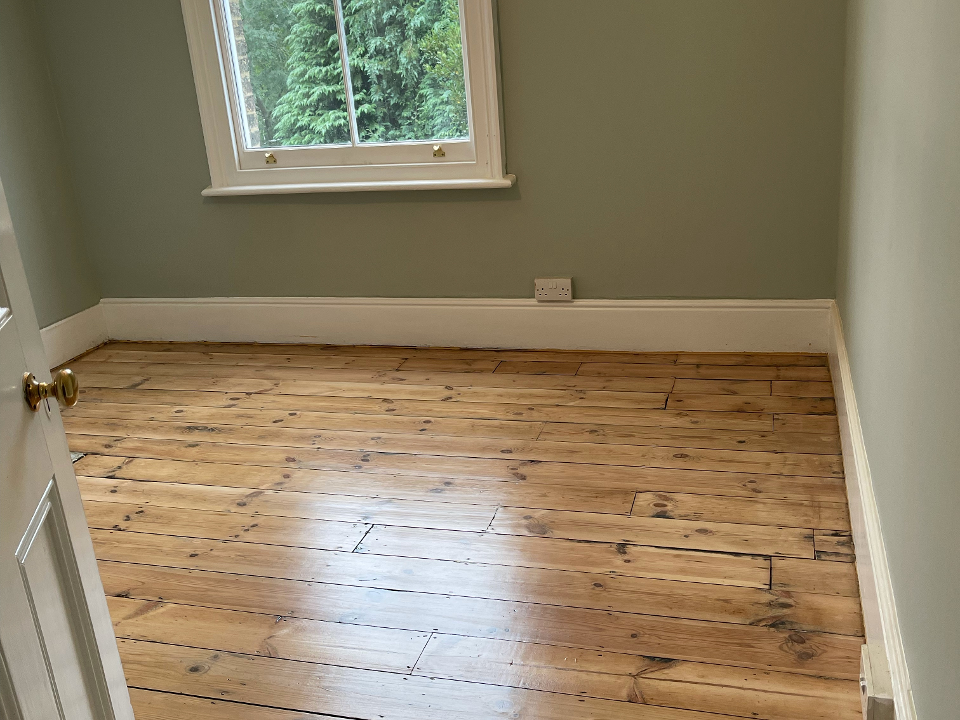 M3 Spray Finishing & Floor Restorations work photo 3
